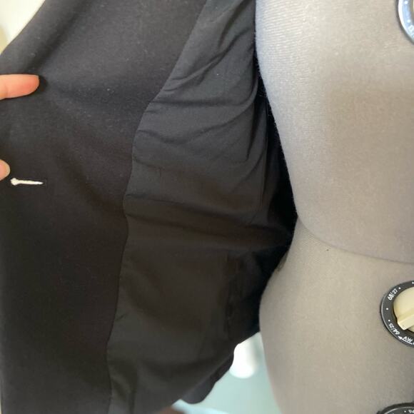 Black Tahari Blazer - Picture 6 of 9